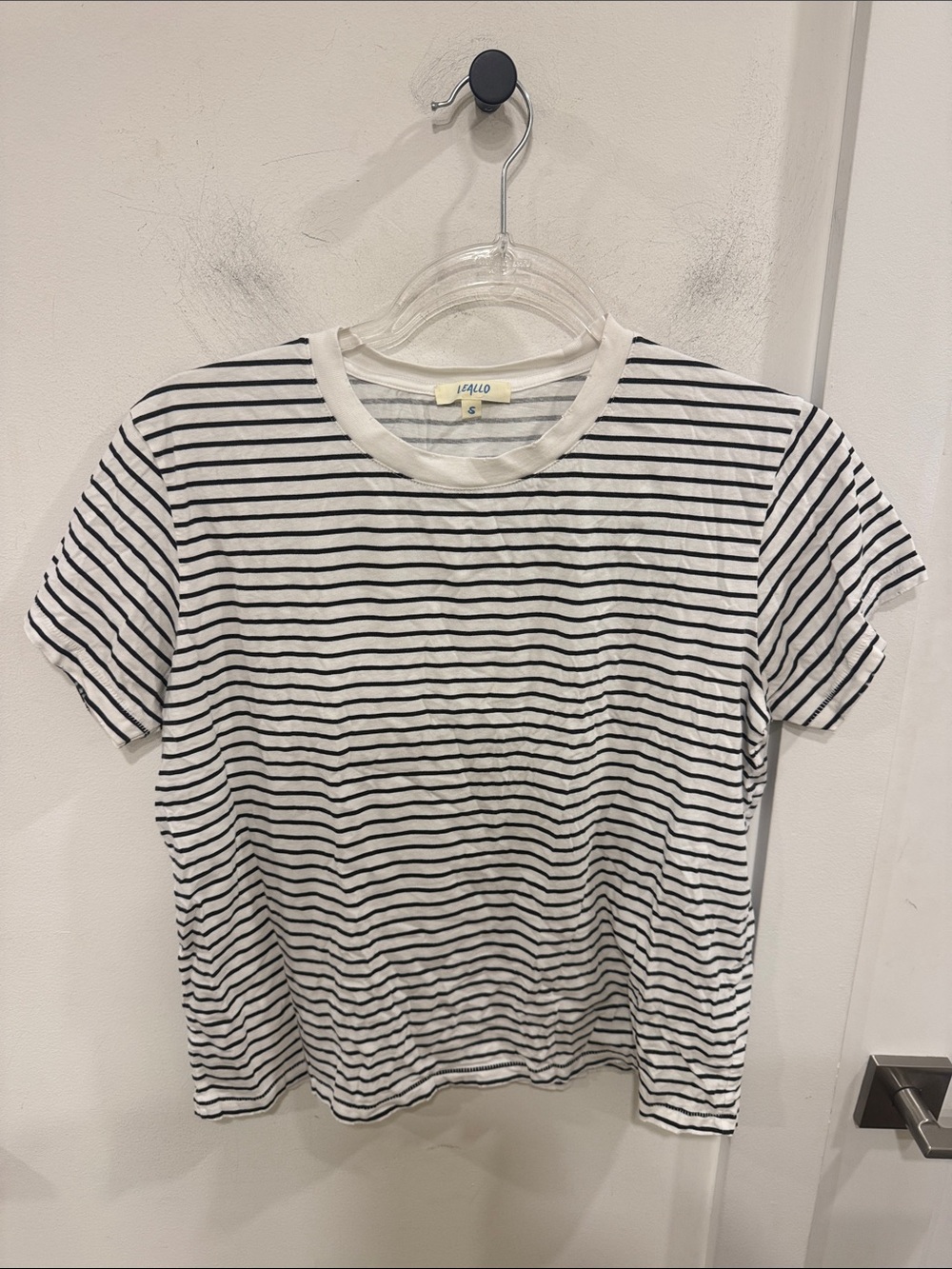 Leallo White and Black Narrow-Stripe Short Sleeve Tee